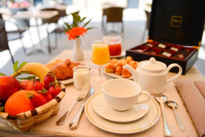 Logis La Lentillere - Restaurant Cote Parc Lalacelle Room photo